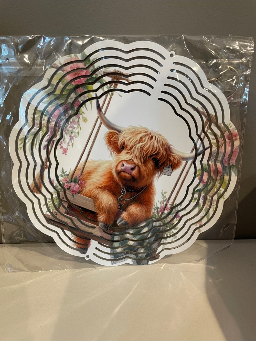 Highland Cow 8” Wind Spinner NIB